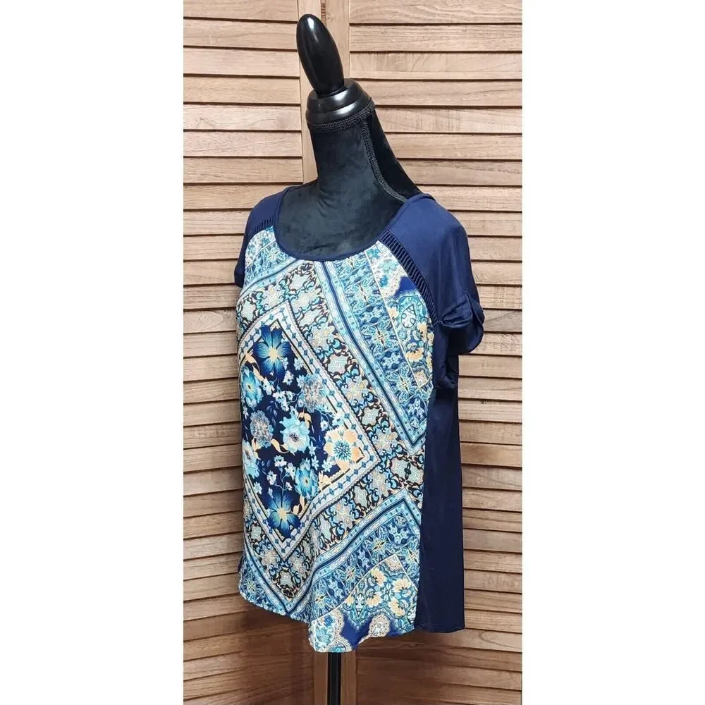 Maurices Women's Size Medium Blue Cap Sleeve Top Floral Front Solid Back Shirt - Picture 3 of 8